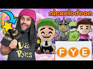 I Found the RAREST NICKELODEON COLLECTIBLES at a GIANT MALL!!
