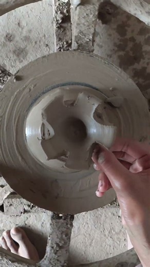 making #pottery #8401608350