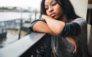 9 Depression Symptoms And Warning Signs You Should Know!