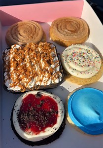 Crumbl Cookies This Week: Devil Wears Prada & More!
