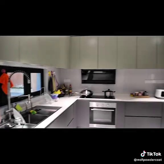 Green and Grey Powder-Coated Doors for Modern Kitchens