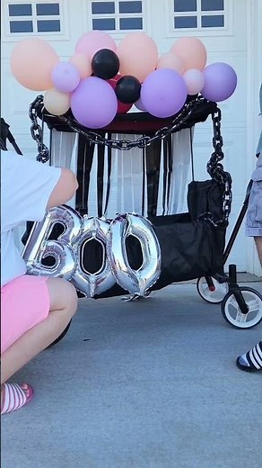 How to Decorate a Halloween Wagon for Trick-or-Treating #SHORTS