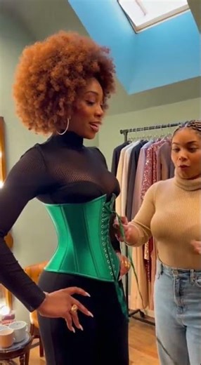 Changing Room Glow-Up: Waist Turns Super Slim!