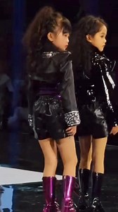 ¿NIÑOS EN EL MODELAJE? 😵 Comentarios positivos y negativos por el modelaje de niños en pasarelas. ¿Estás a favor o en contra de que niños modelen a esa edad? | CLUB MX