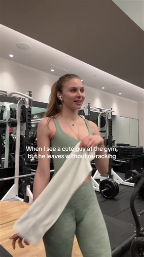 No level of hotness will ever triumph respect 💅 #gymhumor #gymcrush #fitnessgirls