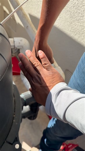 💎𝐂𝐀𝐋𝐈𝐗𝐏𝐄𝐑𝐓 𝐏𝐎𝐎𝐋𝐒 on Instagram: "Stop Doing This to Your Pool.‼️‼️‼️ Pulling the backwash to drain the filter may seem easy, but it can damage the valve and internal components—leading to leaks and costly repairs. 🧑‍🔧🧑‍🔧🧑‍🔧 There’s a right way to do it. #Pooltips #poolrepair #poolmaintenance #poolupgrades"