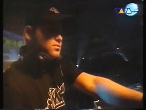 1.1M views · 29K reactions | Jason Nevins live @ Mayday 1999 It's Like That" - Run dmc (Jason Nevins Remix) | District Underground | Facebook