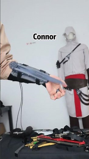 Assassins Creed Altair Hidden Blade Connor Hidden Blade