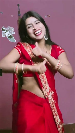 #youtube #reels #viralvideos #youtubeshorts #dance #tringsong❣️💣✌️ #shortreels📸🤗🙏like♥️and😍follow