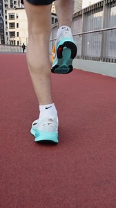 NIKE运动官方直播间 |耐克迈柔Vomero 18 全新发售，缓震大升级，跑感再进阶。#Nike迈柔 #Vomero18