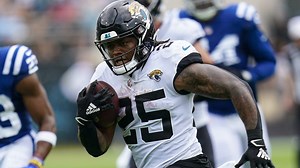 Can't-Miss Play: James Robinson shoots out of cannon for 37-yard TD run