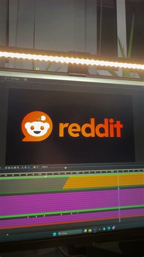 Ready for Reddit Logo Animation? #freelancing #logo #motiondesign #motiongraphics #logoanimation