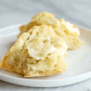 152K views · 527 reactions | NO KNEAD BREAD! 稜 Crusty outside, soft and chewy inside - perfect for dunking in soups!  https://pyum.co/2MEflXo | Pinch of Yum | Facebook