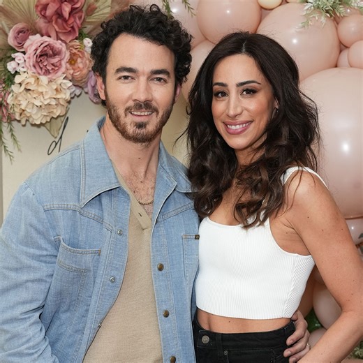 Kevin Jonas’ First-Ever Solo Performance Brings Wife Danielle Jonas to Tears