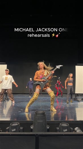 ⚡️🎸…that guitar solo isn’t just played - it’s unleashed! 📍: Michael Jackson ONE by Cirque du Soleil 👢: OlgaShapovalova Book your tickets NOW! 🎪 cirk.me/4kSfNhI | Cirque du Soleil