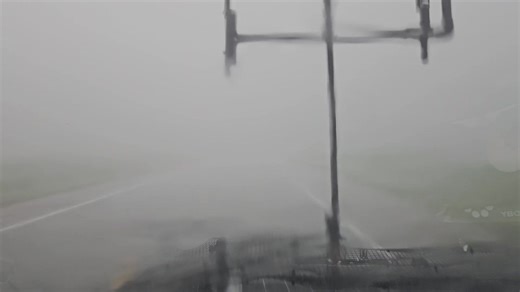 Very violent winds west of chetopa Kansas | Jock Williams Meteorologist