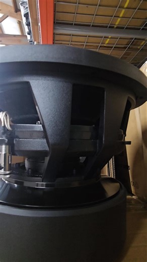 5.4K views · 95 reactions | Check out the all New HDX4.2-12 from SoundQubed ✌️ This subwoofer is sure to put a hurtin on your trunk lid  Link below  https://soundqubed.com/hdx4-2-series-subwoofer-12-inch-4-dvc-4000w-8000w-d2/ #bass #basshead #viral #viralvideos #viralpost #soundqubed #skyhighcaraudio | SoundQubed | Facebook