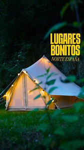 Envíaselos a la persona que te acompañe a conocer los lugares más bonitos del norte: 1️⃣Laberinto de Villapresente (Cantabria): Ubicado en el municipio de Villapresente, este laberinto es uno de los más grandes de Europa, con más de 5 km de caminos rodeados por altos muros de setos. El diseño es una auténtica obra de jardinería que pone a prueba tu orientación y paciencia. Además, dentro del parque encontrarás otras actividades como un mini-golf y una zona de juegos. 2️⃣Secoyas del Monte Cabezón