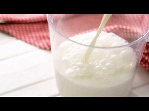 牛乳からバターミルクを作る方法