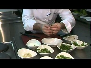 Receta de Láminas crujientes de Cardo Rojo de Ágreda con vieras marinadas