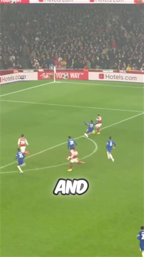 Martinelli's Challenge Sparks VAR Controversy in Arsenal vs Chelsea