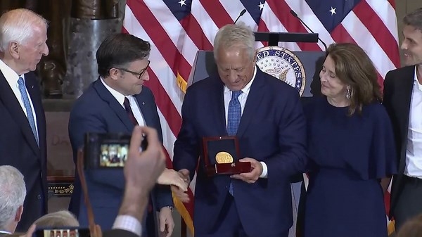 Greg LeMond awarded the Congressional Gold Medal