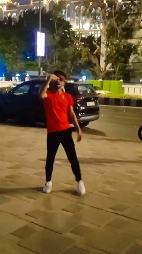 teri aankhon ka Andaaz Kahta Hai Tu Pyar Mujhse karta hai video ko bhai support kijiye