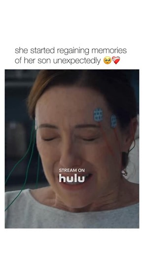 Films | Movies | TV Series 🎭 on Instagram: "Info 👇 follow (us) 👉 @findingoodfilmsdaily for daily movie recommendations and cinema news!! 🎭 Series: Doc (2025) 🍿 (Medical Drama) 2 Seasons description: Doc is an American medical drama television series developed by Barbie Kligman that premiered on January 7, 2025, on Fox. The series is based on the Italian series Doc – Nelle tue mani, which in turn was inspired by the true story of Dr. Pierdante Piccioni, former chief of the emergency room of 