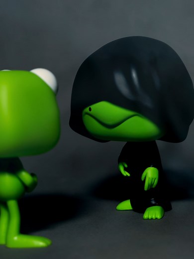 [evil laugh] 🐸 Kermit the Frog & Constantine Hot Topic Exclusive 2-Pack available now. #kermit #kermitthefrog #hottopic #funko