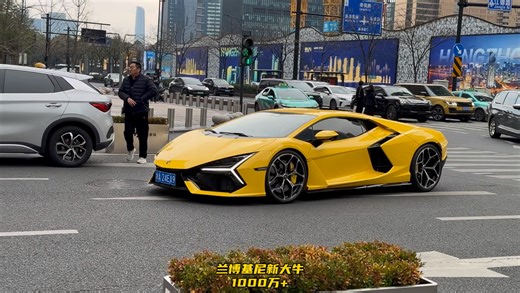 兰博基尼新大牛真多姿态直接拉满，红色尼桑GTR帅炸，宝马m4低趴拉满，感谢兄弟们打卡支持！