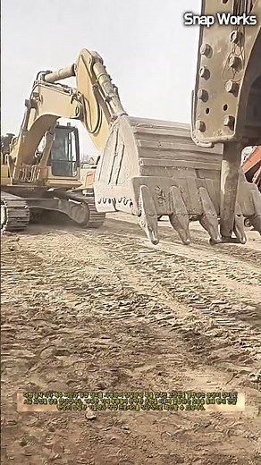 중장비 정비하는 방법: 대형 굴착기 유압 커플러 및 버킷 핀 정밀 결합 과정 #worker #process #engineering #mechanic #hardware