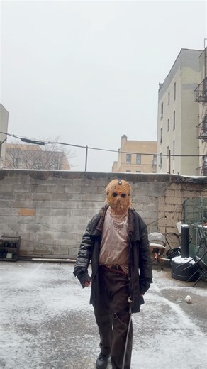 2009 Jason cosplay in the snow #fridaythe13th #horror #cosplay #jason