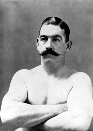 John L. Sullivan was the first official World Heavyweight Champion in history. #boxe #boxing #boxinghistory #johnlsullivan