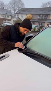 53M views · 404K reactions | HOW To Quickly Defrost Your Car  #How #reels #homeimprovement #doityourself #diy #lifehacks #howto #winter #frosted #cold | The Home Improvements Channel Uk | Facebook