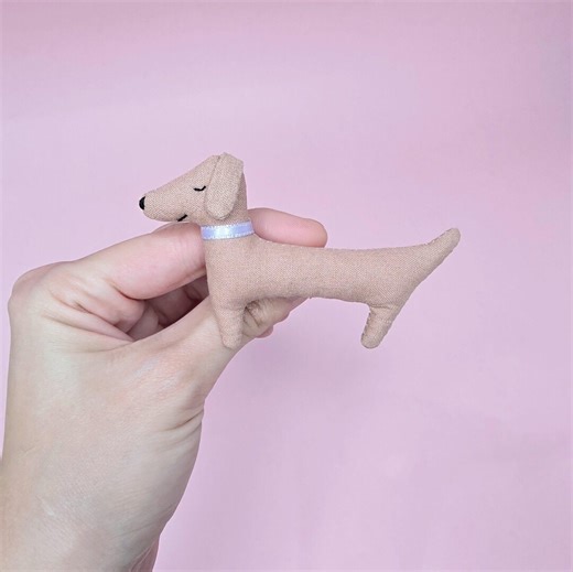 Dachshund Sewing Pattern PDF, Sausage Dog Plush Pin Pattern, Cute Dog Brooch DIY, Beginner Sewing Project - Etsy Australia