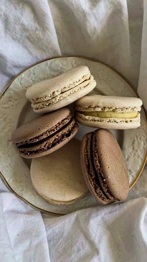 Guto Morelli ☆ | O Windows chega trava . . . . . #humor #humorsarcastico #comedia #entretenimento #engraçado #whatsapp #conversa #best #dormir #meme | Instagram