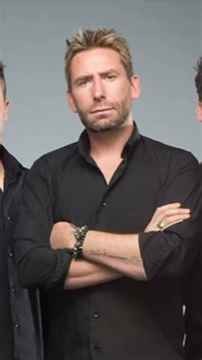 @celebshistory on Instagram: "✌️"