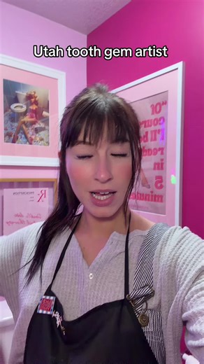 Tag someone in the comments u want to get tooth gems with. Live in Utah and been wanting tooth gems well this is your sign !!! Book now #utahtoothgems #toothgems #pleasentgrovetoothgems #utahbeauty #utahthingstodo