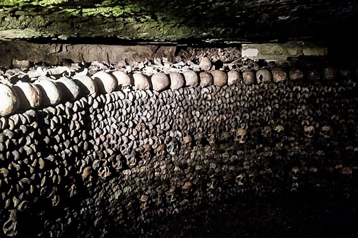 Paris Catacombs: The Six Million Dead People Below Paris