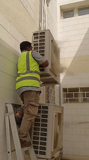 Split AC maintenance very dest | Obaidullah Khan