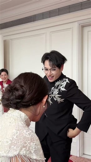 A Golden Bride with Pure Royal Vibes 👑✨Her Beauty Speaks Without Words 💛A Moment Filled With Magic