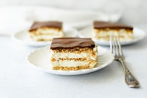 Éclair Cake