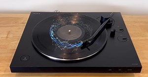 Revolv AR Visualizes Vinyl Sound in Real-Time