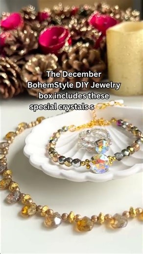 Aurora Borealis On Your Wrist – December BohemStyle DIY Jewelry Subscription box 🌌