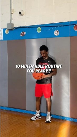 Every beginner needs to add movement to their dribble drills 🏀🔥