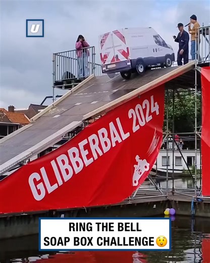 2.1M views · 2.7K reactions | These guys had a very unique method of ringing the soap box bell! 藍 | UNILAD Tech | Facebook