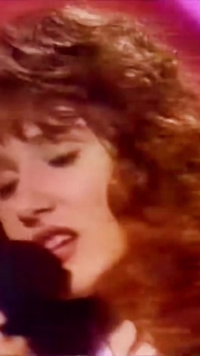 Tiffany Performs 'All This Time' on Bob Hope Special 1989