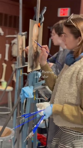 Lyme Academy of Fine Arts on Instagram: "Our Second Year students have just stepped into color and are now exploring short and long poses, along with figure painting in the model room. After learning to handle paint, light, and form through cast work in the studio (watch our previous reel!) they bring those skills to life, working from the human figure and a moving subject. 💡They also experience a range of lighting conditions, from controlled electric light to north light, learning firsthand ho