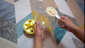 Interactive Dog Toys Treat Dispenser Giggle Dog Ball Toy Puzzle Toy for Small Medium Large Smart Dogs Adjustable Dog Food Slow Feeder & Entertainment (Yellow)