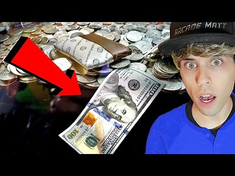 THERE'S A $100 BILL ON THE EDGE OF THIS COIN PUSHER!